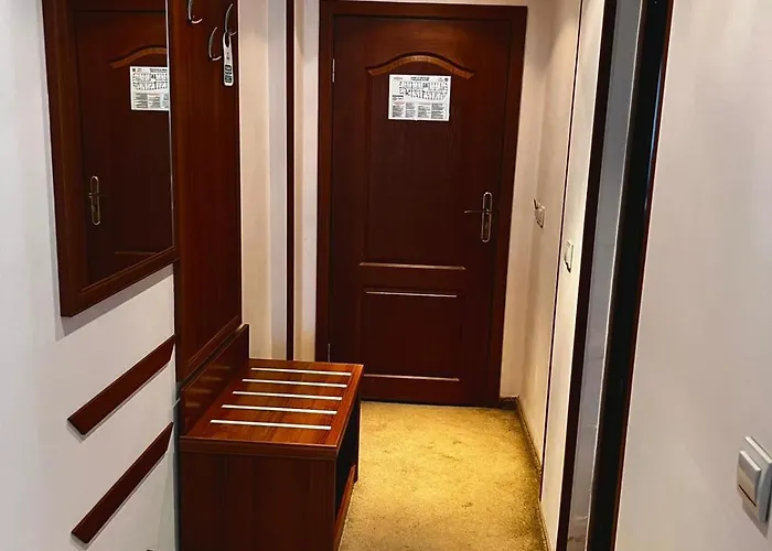 Dimitri Emerald , Near Gondola Aparthotel 4*