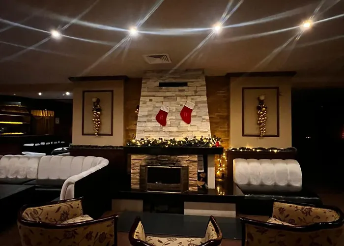 Aparthotel Dimitri Emerald , Near Gondola